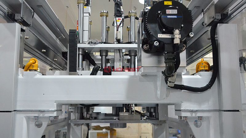 成都低压软启动器：揭秘其工作原理与选型要点